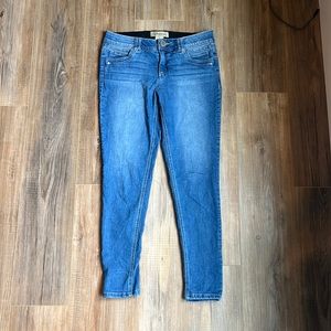 Democracy jeans size 6